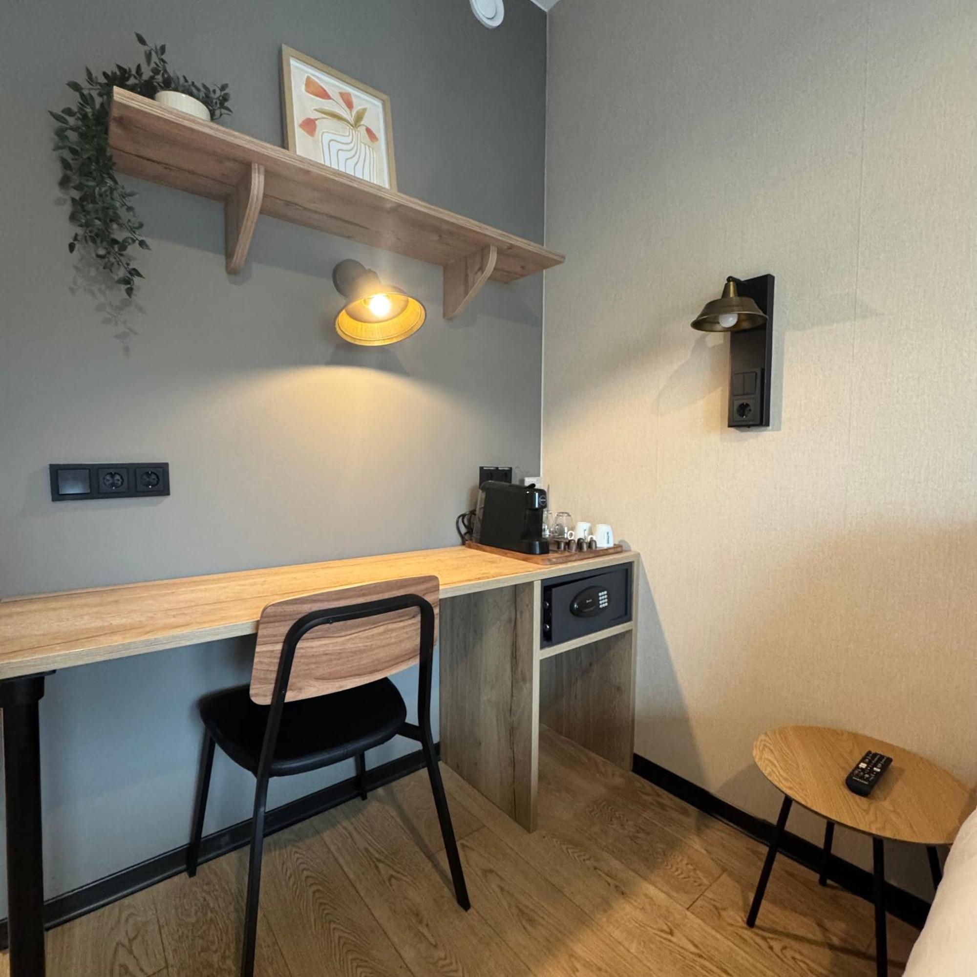 Hotel Emilia Kaatsheuvel Eksteriør billede